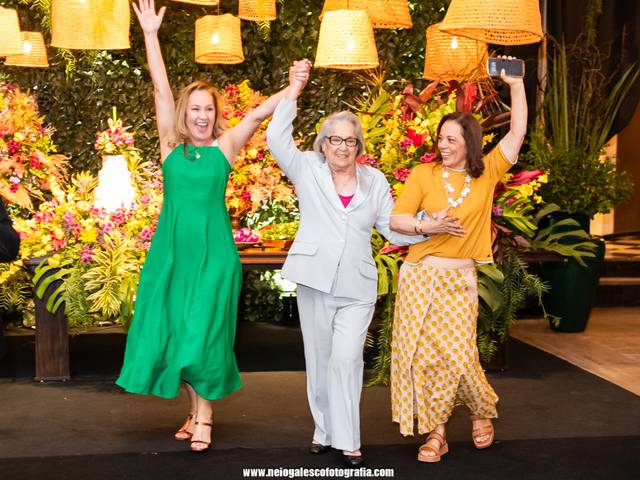 ANIVERSÁRIO de ISAURA  90 ANOS