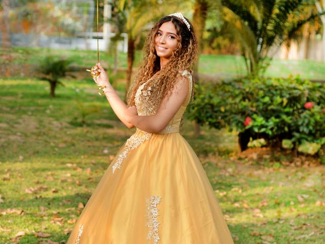 Ensaio 15 anos de Ensaio 15 anos de Leticia