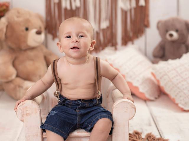 Ensaio Infantil de Frederico a estrela do ensaio de  meses