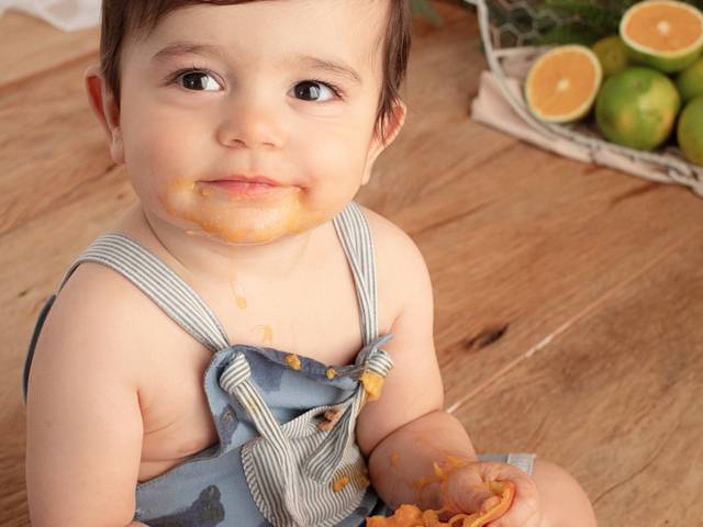 Acompanhamento do Bebê de Sessão de Acompanhamento do João