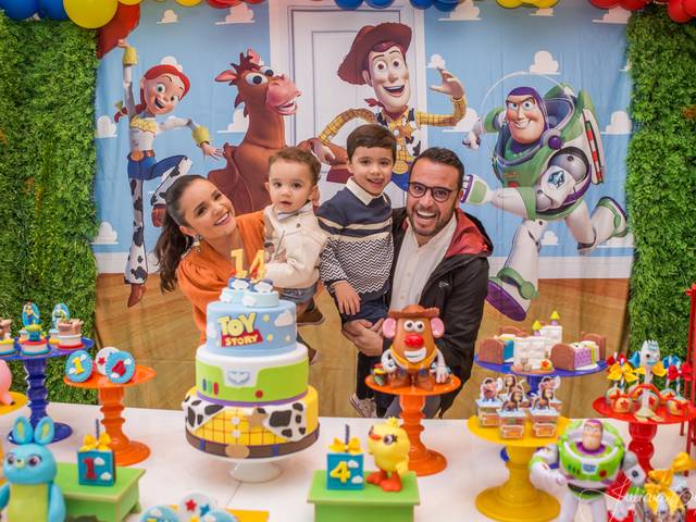 festa infantil de 1º e 4ºaniversário de Lorenzo e Bernardo