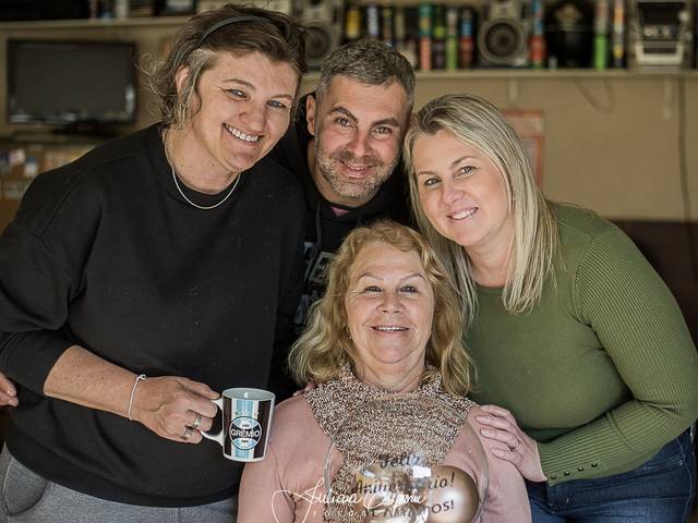 Aniversário da Maturidade de Aniversário de Clair Benelli