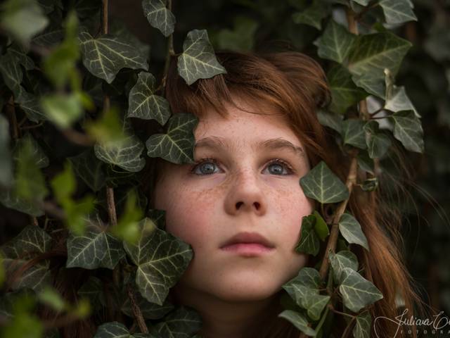 Ensaio infantil de Ensaio de Julia sem olhar para a câmera- Retratos para o mês de seu décimo aniversário.