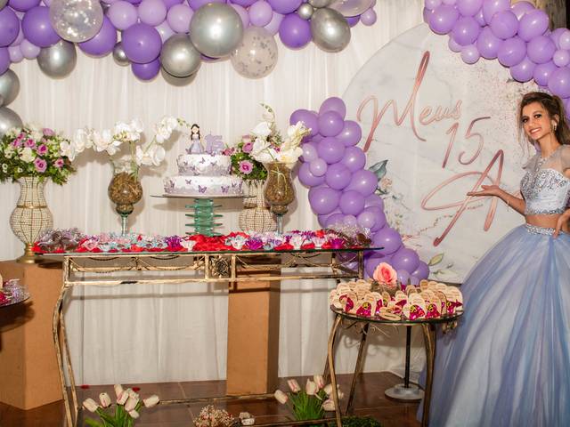 Debutantes - 15 Anos de Os incríveis 15 anos de Hanna