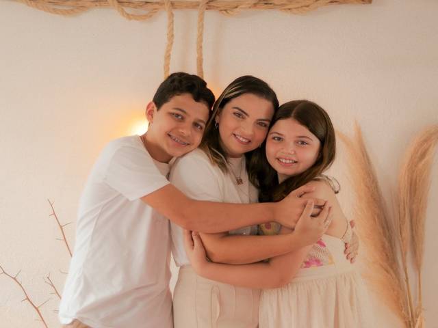 Estúdio  de Mães 2024