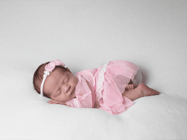 Newborn  de Newborn Alice - 24 dias