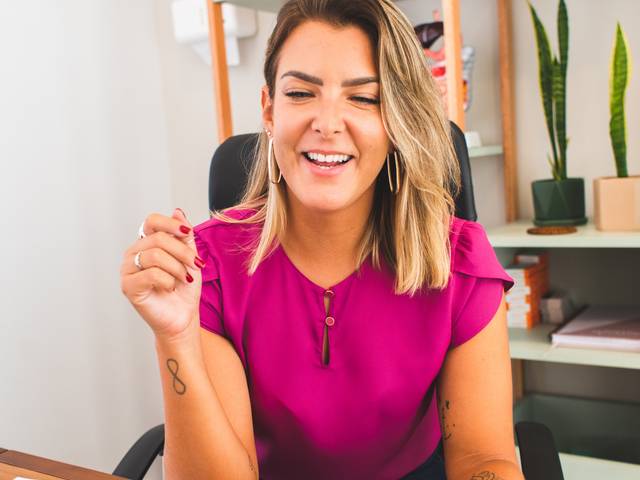 CORPORATIVO de VIVÊNCIA CORPORATIVO - Juliana Carvalho