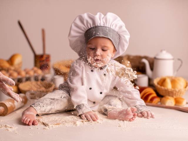 Bebê de 4 a 12 Meses de Ensaio de Padeiro do Aleksander | Bebê 9 Meses