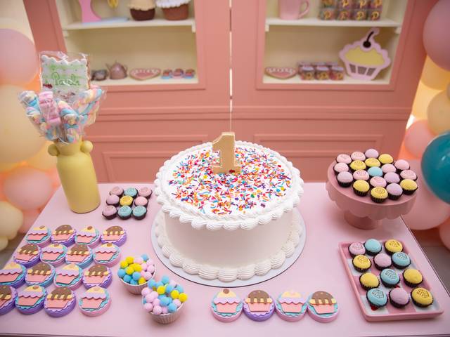 Festa de Aniversário de Um Doce e abençoado Encontro: O Primeiro Aninho da Paula