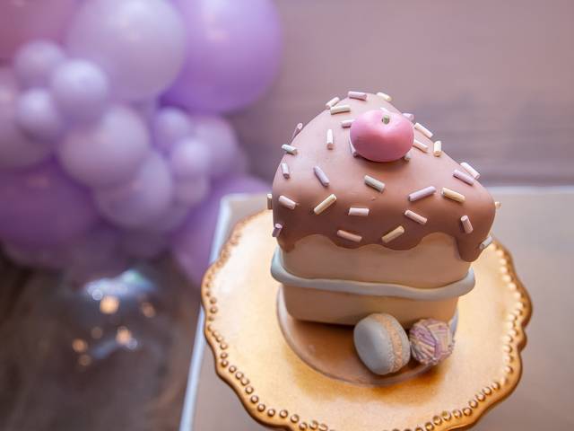 Festa de Aniversário de Sorveteria e Confeitaria no 1º aninho da Mel