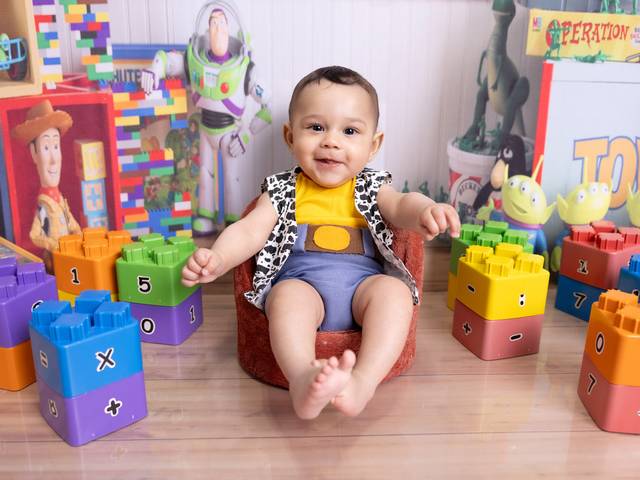 Ensaio Aleatório de João Miguel 6 Mês 