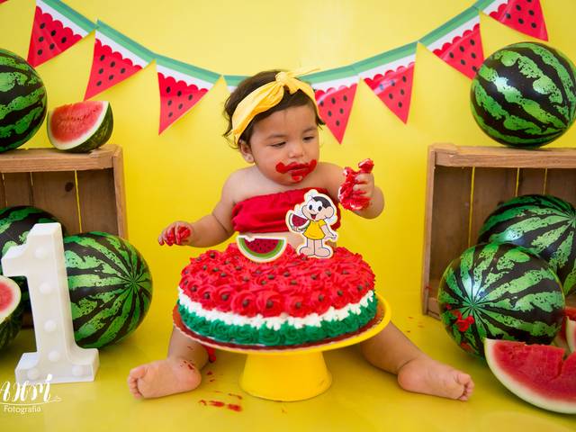 Acompanhamento Mensal de Maria Valentina - 12º Mês - Smash The Cake