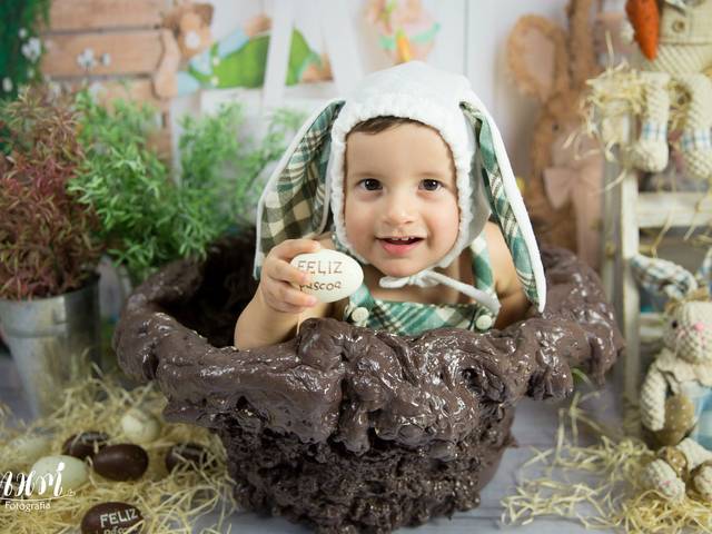 Acompanhamento Mensal de Lorenzo - 10º Mês - Mini Ensaio Páscoa