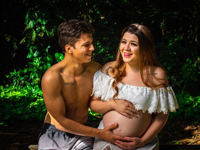 Estermos de Ronei e Silvia e a pequena Helena