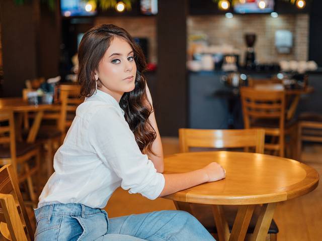 Ensaio de Ana Rutdke 