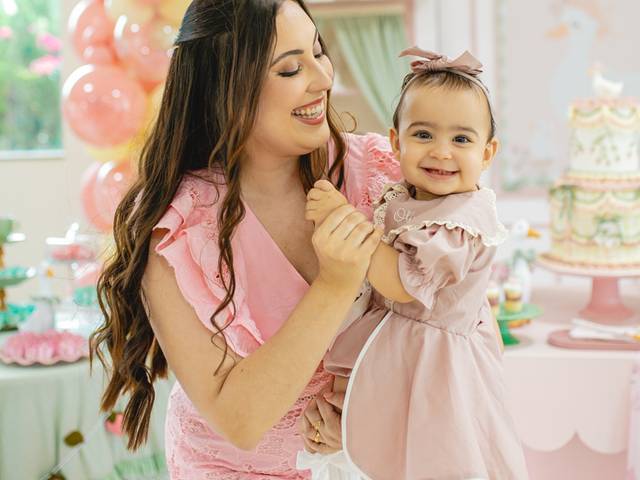 ANIVERSÁRIO  de OLIVIA-01 ANO