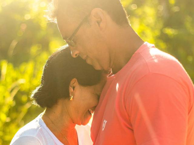 Ensaio de casal de Ensaio de casal Lindenice + Antonio 