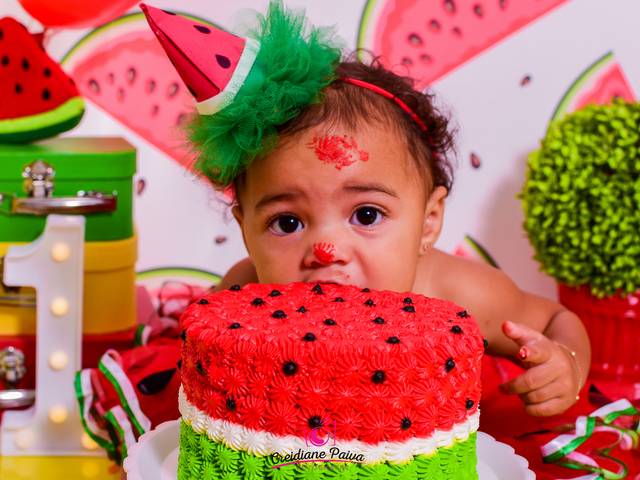 Ensaios de Ensaio Smash The Cake - Alice