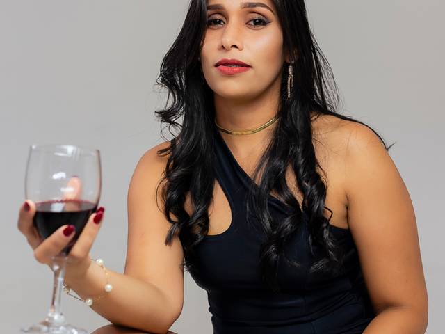 Retratos de Laine Santos