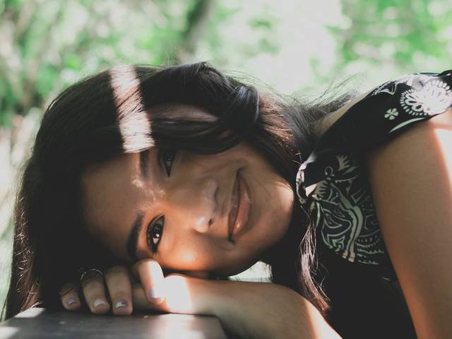 Debutante  de Ensaio de 15 Anos da Eshiley: Um Encanto Natural