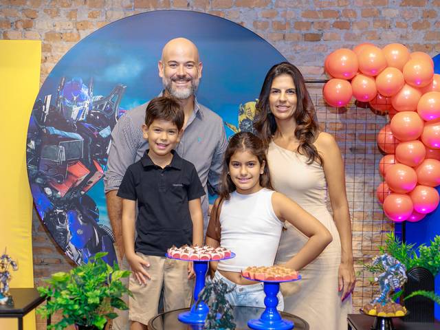 Aniversário Infantil de Gustavo – 6 anos de pura energia com os Transformers