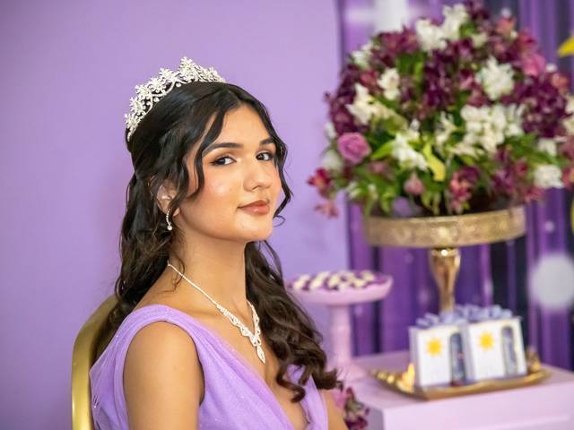 Debutante  de XV da Eshiley – Uma Noite Encantada em Tons de Lilás
