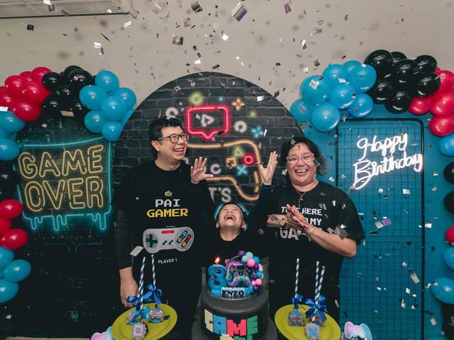 Aniversário Infantil de 8 Anos do Enzo: Diversão em Modo Gamer