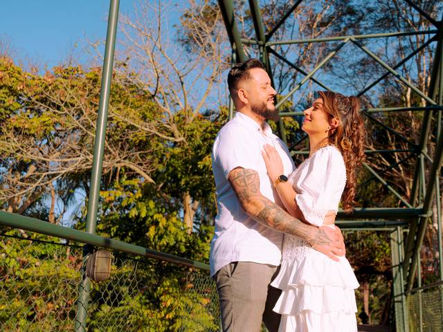 Casais de Pré-wedding Ale & Eve | Amor Leve e Cheio de Conexão