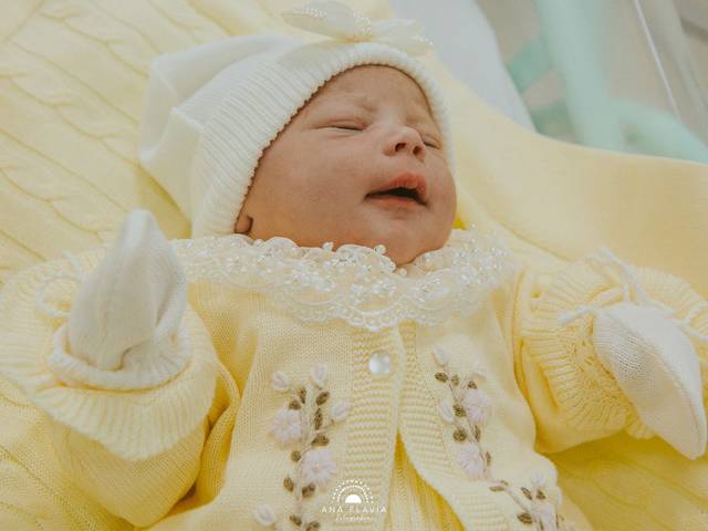 Birth of Parto Cesária -  O Nascimento de Maria Eduarda