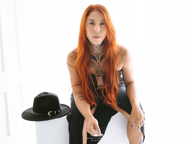 Photo Sessions of Yasmin - Ensaio Feminino - Estudio