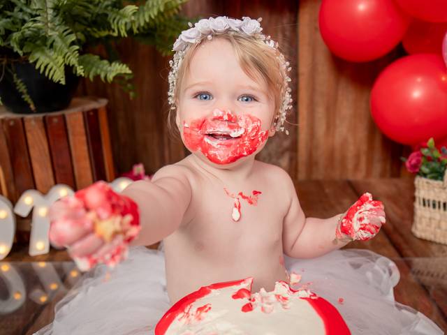 Smash The Cake de Valentina