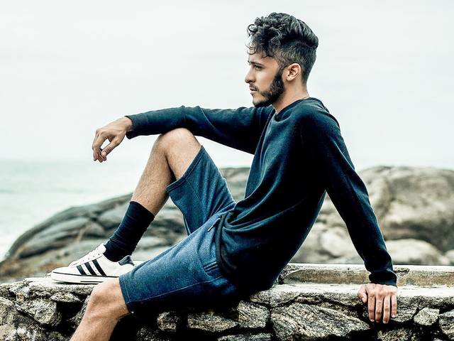 ENSAIO de Rodrigo Alvarenga