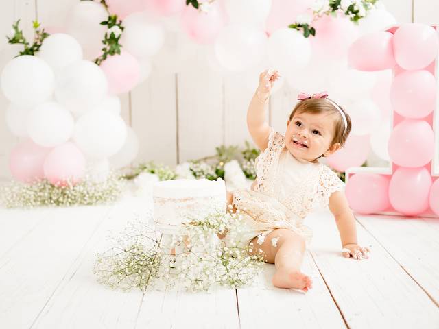 Smash the Cake de Lara