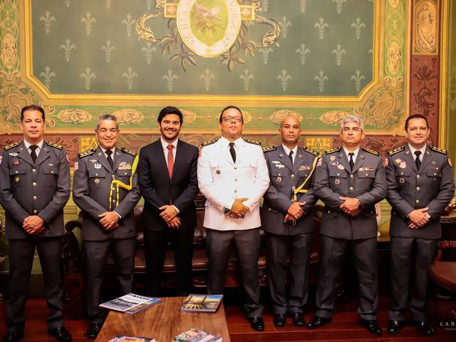 Eventos de Tenente Coronel Manfredo recebe a Medalha Thomé de Souza 