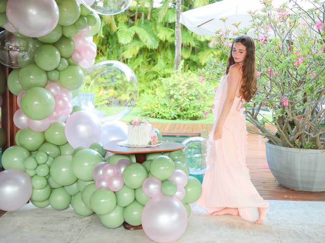 15 Anos de 15 anos de Mariah: luz, família e emoção na Praia do Forte