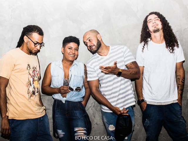 Apresentação de Show da Renata  /  Bar Boteco de casa