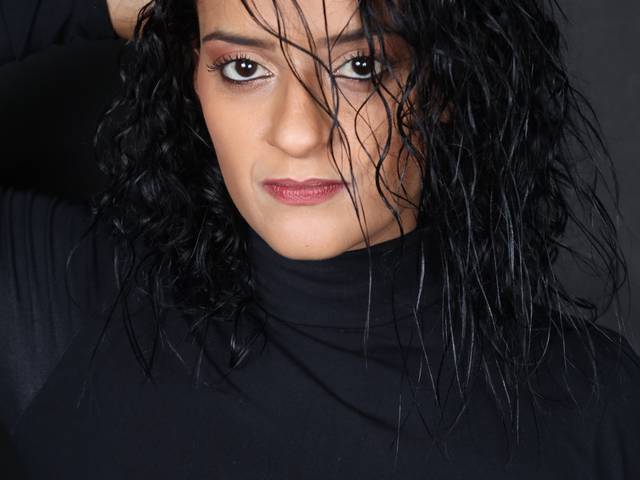 Books em Estúdio  de Ensaio Juliana