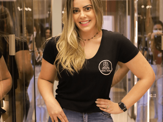 Serviços de Giovana Bataglini