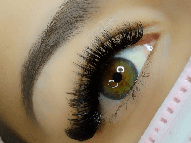 extensão de cilios de Volume hibrido