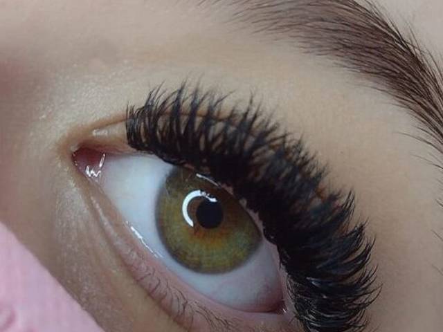extensão de cilios de volume indiano