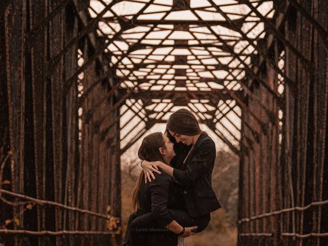Aventuras en pareja de Un amor bajo la lluvia ♥︎ Noelia & Sara