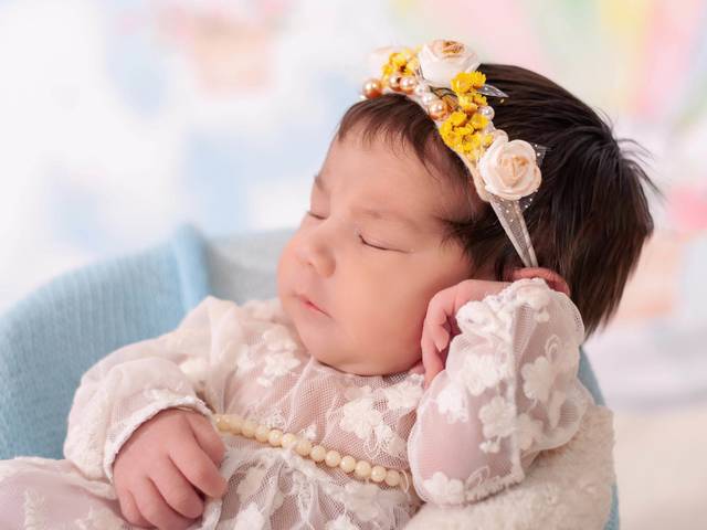 NEWBORN de NEWBORN AYLLA