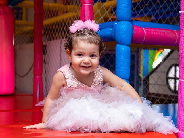 ANIVERSÁRIOS de OLÍVIA - 2 ANOS