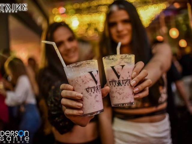 Vitrine Lounge de Vitrine 26.06.2021