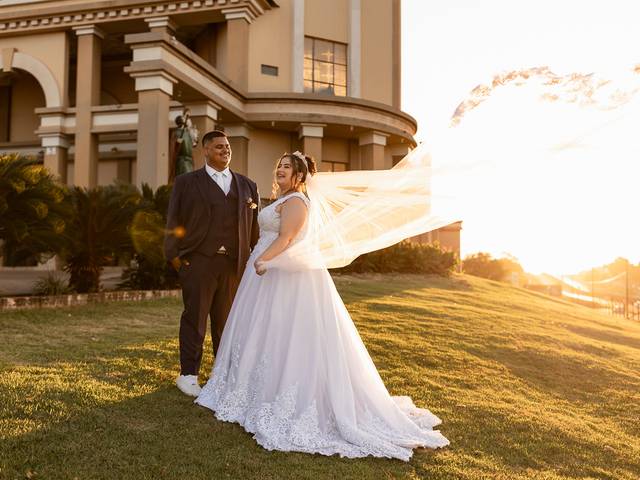 Casamentos de Tiele e Marcelo