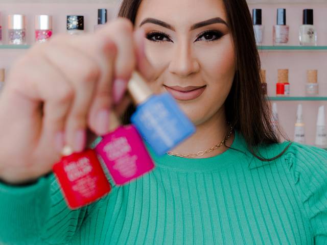 Girl Boss de Karina - Ensaio Nail Designer