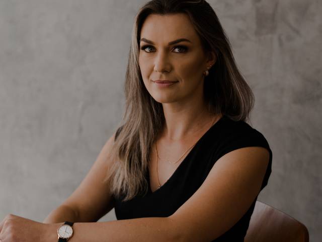 Casual Feminino de Ensaio Profissional para Cerimonialista | Flávia