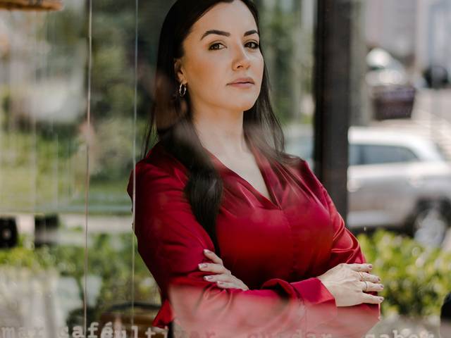 Ensaio Corporativo Feminino de Fotos da Brunna no Café Cultura