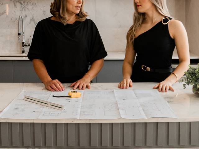 Girl Boss de Ensaio Desinger de Interiores - Bosi