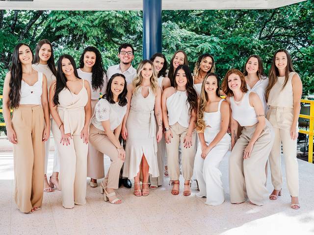 Formatura de Ensaio Formandos de Fisioterapia - UEL